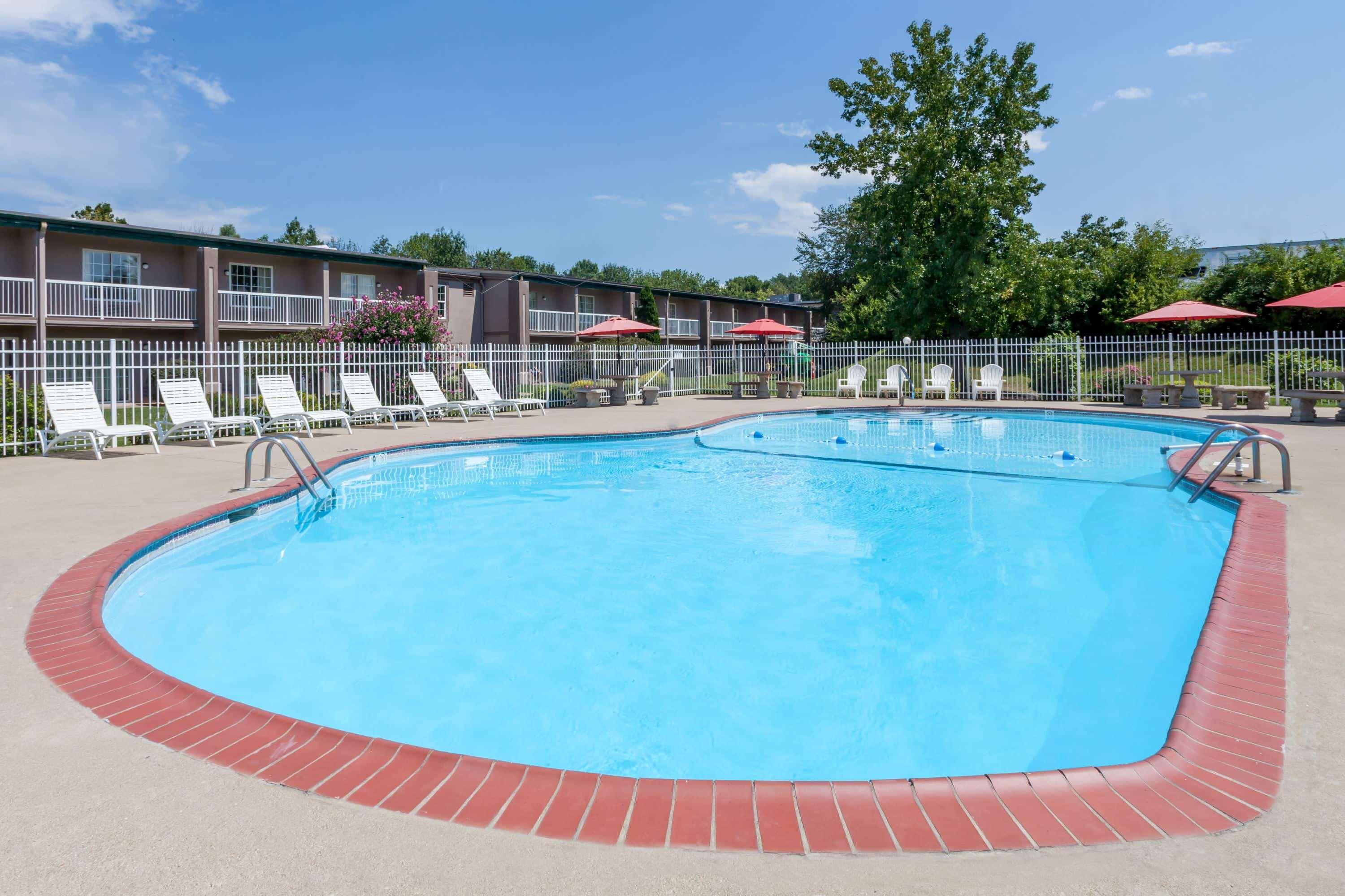 Days Inn & Suites By Wyndham Lexington Exterior foto